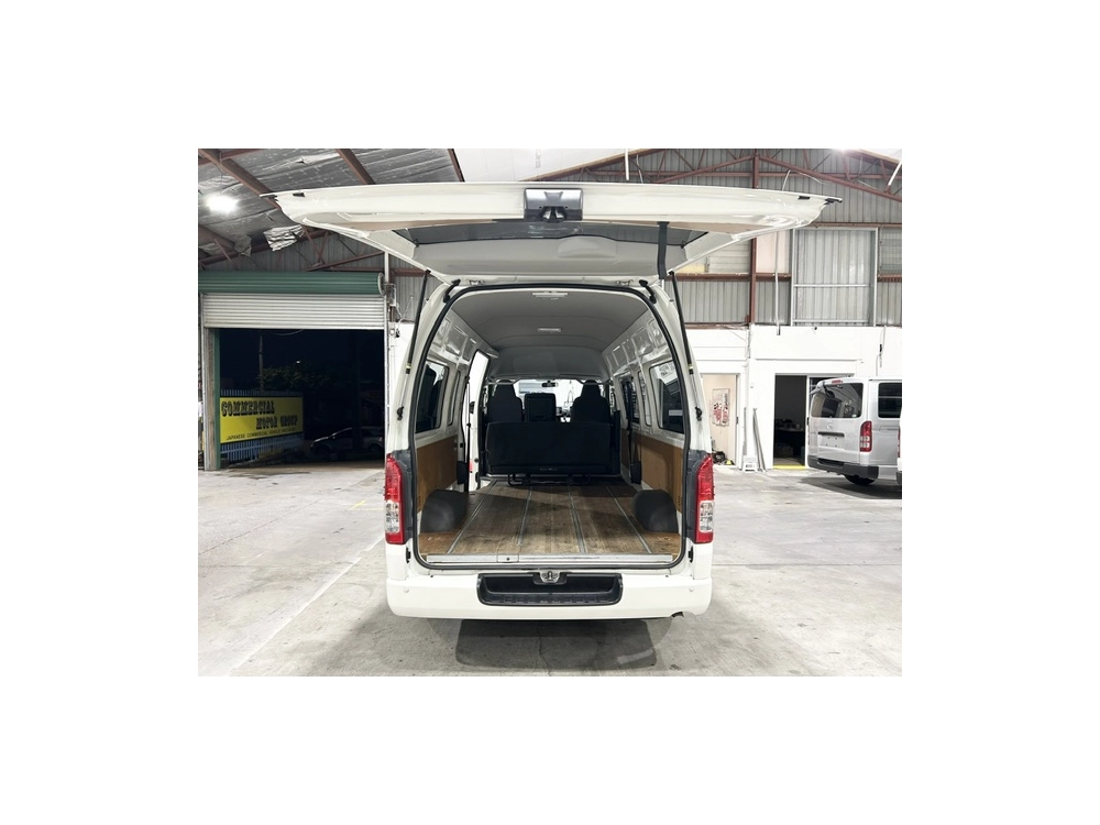2017 Toyota Hiace SUPER LONG WHEEL BASE / GL PACKAGE / 4X4