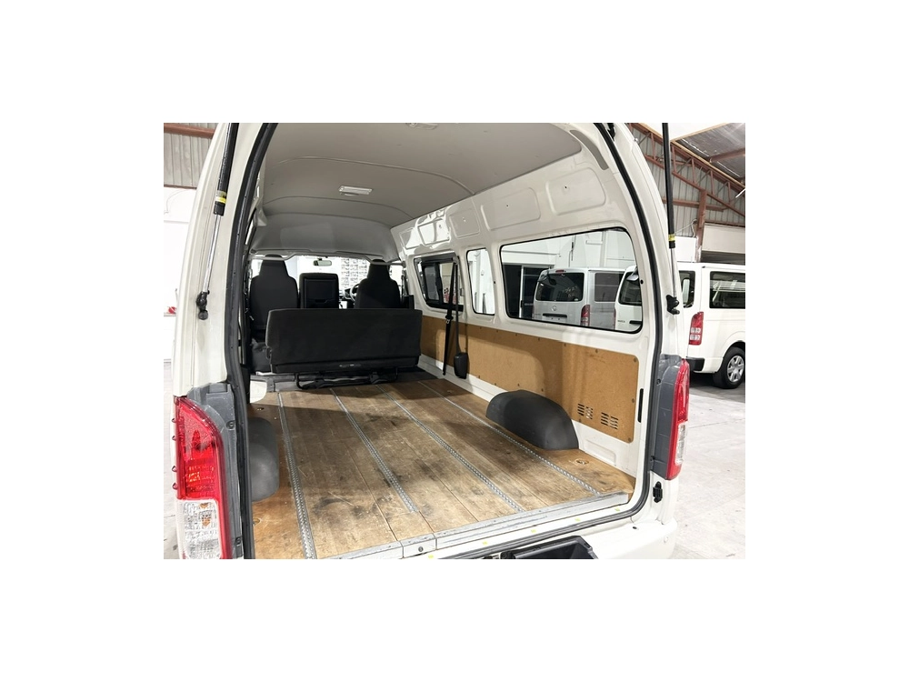 2017 Toyota Hiace SUPER LONG WHEEL BASE / GL PACKAGE / 4X4