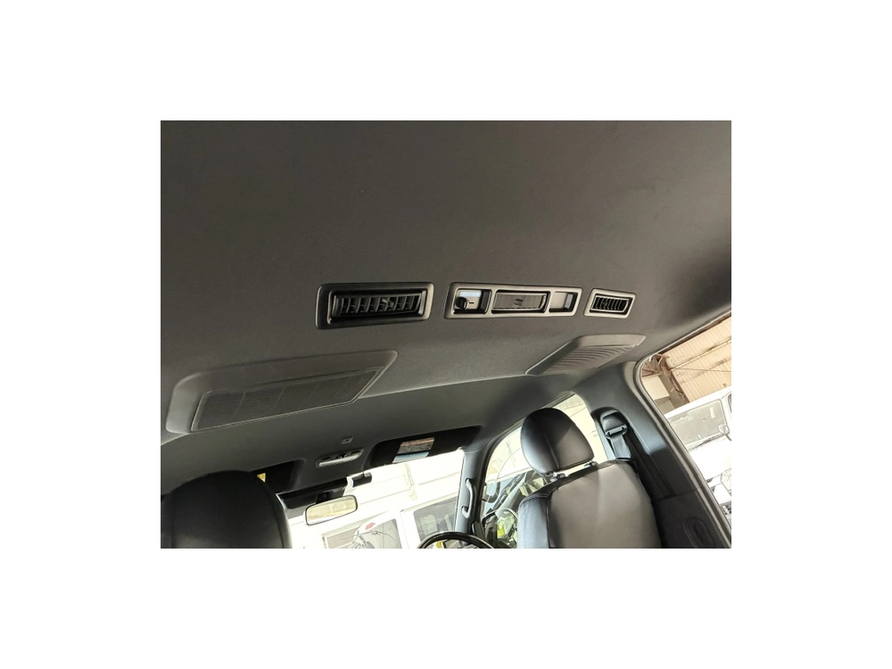 2020 Toyota Hiace **THE BEST TOP SPEC** Dark Prime SUPER GL** =4X4= 