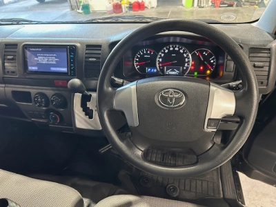 2020 Toyota Hiace === Heavy Duty ROOFRACK ===