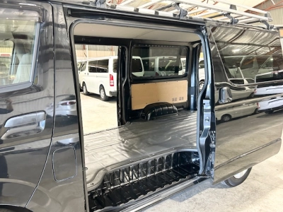 2020 Toyota Hiace === Heavy Duty ROOFRACK ===