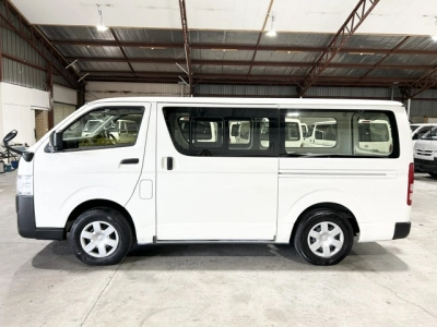 2021 Toyota Hiace Facelift Model =4X4= Rear Aircon! Dual Airbags!