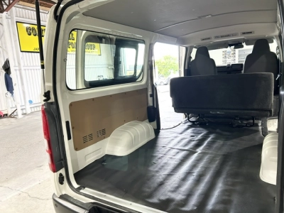2021 Toyota Hiace Facelift Model =4X4= Rear Aircon! Dual Airbags! 