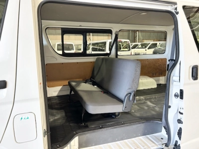 2019 Toyota Hiace == 6 / 9 Seters = $1000 REDUCED for Fuel