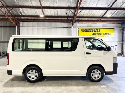 2021 Toyota Hiace FACELIFT- 6SEATS - 4WD - Coming Soon -