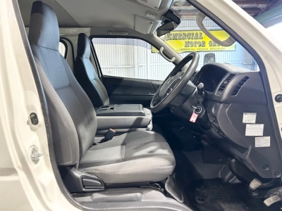 2019 Toyota Hiace 6 SEATERS 100km Only