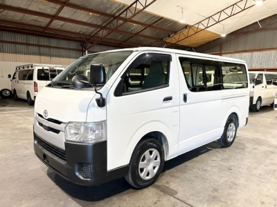 2019 Toyota Hiace 6 SEATERS 100km Only