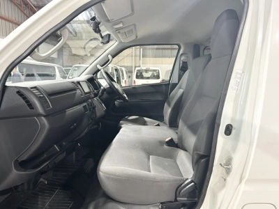2019 Toyota Hiace =4X4= Rear Aircon!! 3/6/9 Seaters