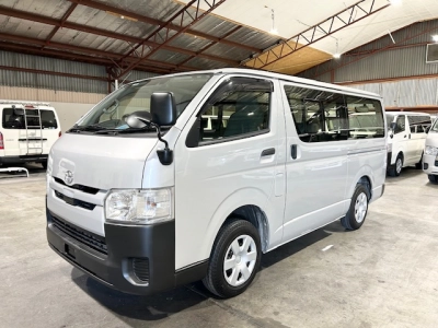 2018 Toyota Hiace LWB ***6 SEATERS & HIGHFLOOR***