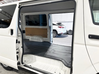 2021 Toyota Hiace Latest Facelift Model