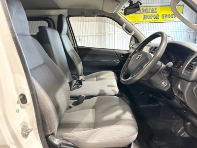 2016 Toyota Hiace *ONLY 103kms* FINANCIAL YEAR SALE $4200 REDUCED$