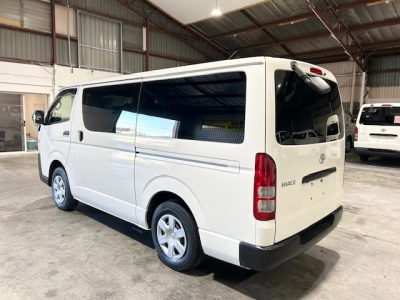 2016 Toyota Hiace *ONLY 103kms* FINANCIAL YEAR SALE $4200 REDUCED$