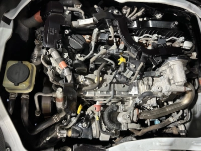 2019 Toyota Hiace =4x4= 6 or 9 Seaters