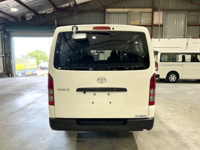 2019 Toyota Hiace =4x4= 6 or 9 Seaters