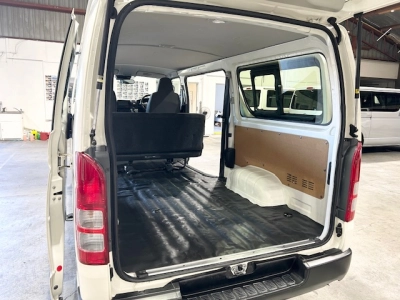 2019 Toyota Hiace == Only 103kms ==