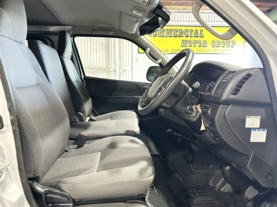 2020 Toyota Hiace =4X4= Luxury GL Package_$1000 Discounted for Fuel