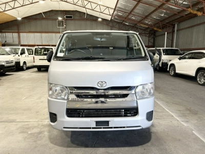 2020 Toyota Hiace =4X4= Luxury GL Package_$1000 Discounted for Fuel