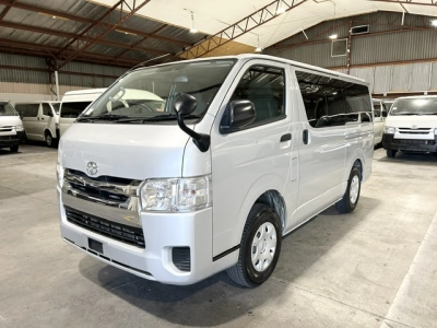 2020 Toyota Hiace =4X4= Luxury GL Package_$1000 Discounted for Fuel
