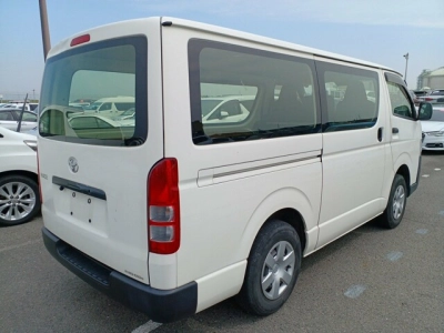 2021 Toyota Hiace 4x4 DIESEL TURBO