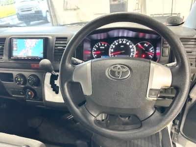 2019 Toyota Hiace ==FULL TIME 4WD - ONLY 117km==