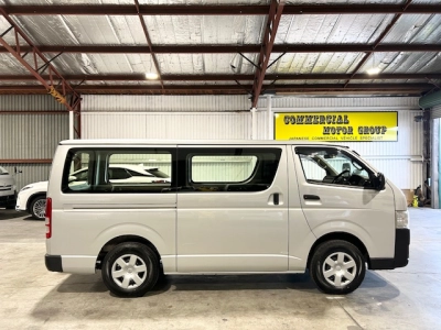 2019 Toyota Hiace ==FULL TIME 4WD - ONLY 117km==