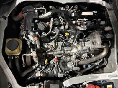 2019 Toyota Hiace ==FULL TIME 4WD - ONLY 117km==