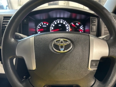 2019 Toyota Hiace ==FULL TIME 4WD - ONLY 117km==