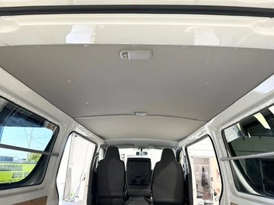 2020 Toyota Hiace ==4x4 4x4 4x4== Super Low 105kms