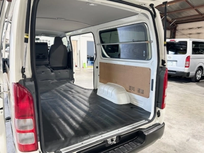 2020 Toyota Hiace ==4x4 4x4 4x4== Super Low 105kms