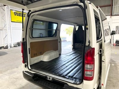 2020 Toyota Hiace ==4x4 4x4 4x4== Super Low 105kms