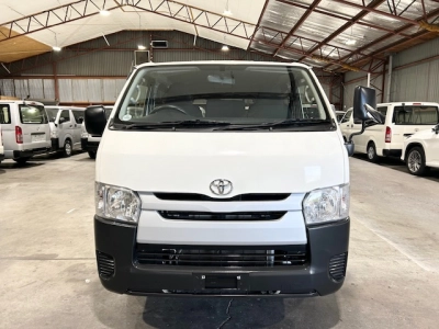 2020 Toyota Hiace ==4x4 4x4 4x4== Super Low 105kms