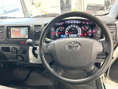 2020 Toyota Hiace ==4x4 4x4 4x4== Super Low 105kms