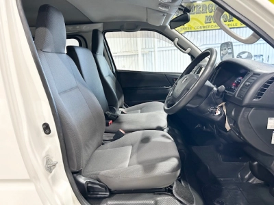 2020 Toyota Hiace ==4x4 4x4 4x4== Super Low 105kms