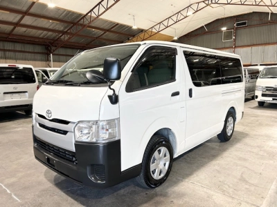 2020 Toyota Hiace ==4x4 4x4 4x4== Super Low 105kms