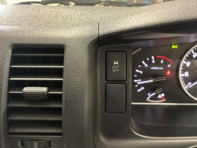 2022 Toyota Hiace 4X4 FACELIFT MODEL / 6 SEATER!!