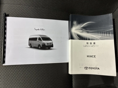 2022 Toyota Hiace 4X4 FACELIFT MODEL / 6 SEATER!!