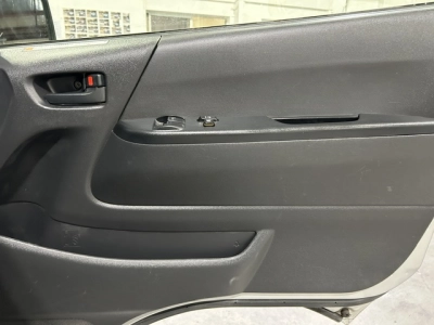 2021 Toyota Hiace Facelift Model =2WD= 6 Seaters_Rear Aircon