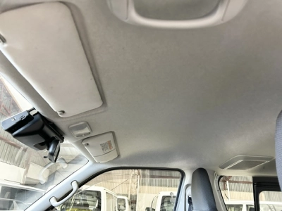 2021 Toyota Hiace Facelift Model =2WD= 6 Seaters_Rear Aircon