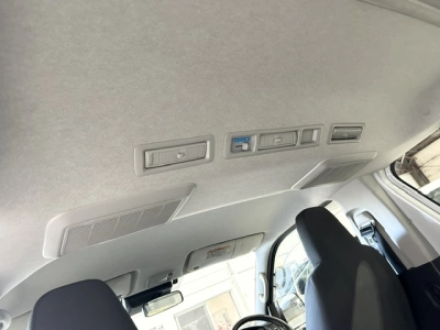 2021 Toyota Hiace Facelift Model =2WD= 6 Seaters_Rear Aircon
