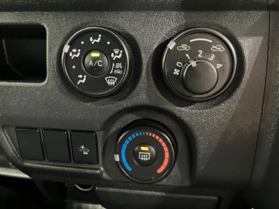 2020 Toyota Hiace LWB GL PACKAGE ONLY 82kms!! ** REDUCED $4400!! **