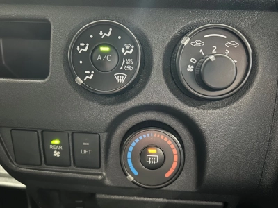 2017 Toyota Hiace HIGHROOF * FINANCIAL YEAR SALE* $5000 REDUCED$