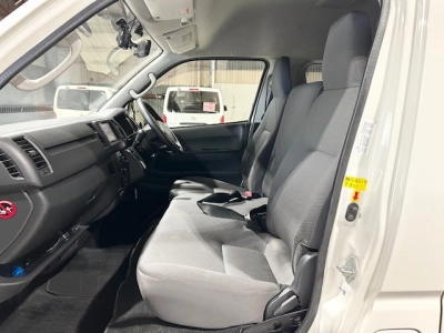 2017 Toyota Hiace HIGHROOF * FINANCIAL YEAR SALE* $5000 REDUCED$