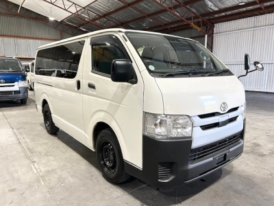 2018 Toyota Hiace LWB_ $4100 REDUCED *** SALE END 08/04 ***