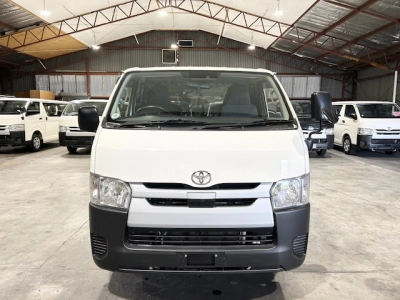2018 Toyota Hiace LWB ***$4100 REDUCED*** 6 SEATERS / TIMBER FLOOR!