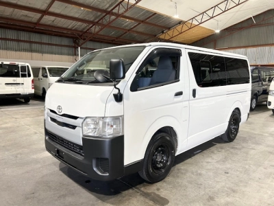 2018 Toyota Hiace LWB ***$4100 REDUCED*** 6 SEATERS / TIMBER FLOOR!