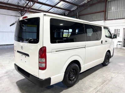 2018 Toyota Hiace LWB ***$4100 REDUCED*** 6 SEATERS / TIMBER FLOOR!