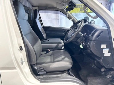 2018 Toyota Hiace LWB ***$4100 REDUCED*** 6 SEATERS / TIMBER FLOOR!