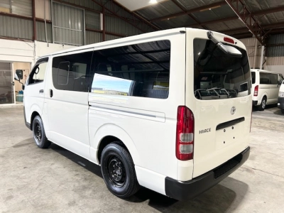 2018 Toyota Hiace 2.8L *** $4000 REDUCED *** --6 SEATERS--