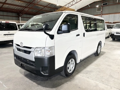 2020 Toyota Hiace =4x4= Dual Airbags ** FULL OPTION **