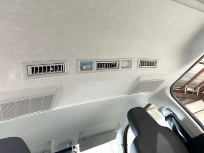 2020 Toyota Hiace =4x4= Dual Airbags ** FULL OPTION **